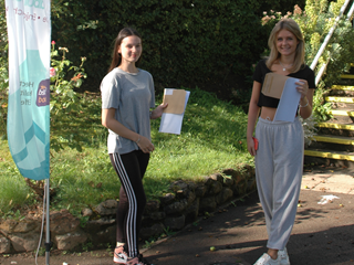 Congratulations to Year 11 GCSE Students